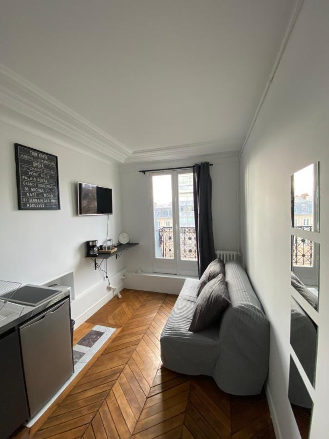 The Eiffel Tower Room Paryż Zewnętrze zdjęcie